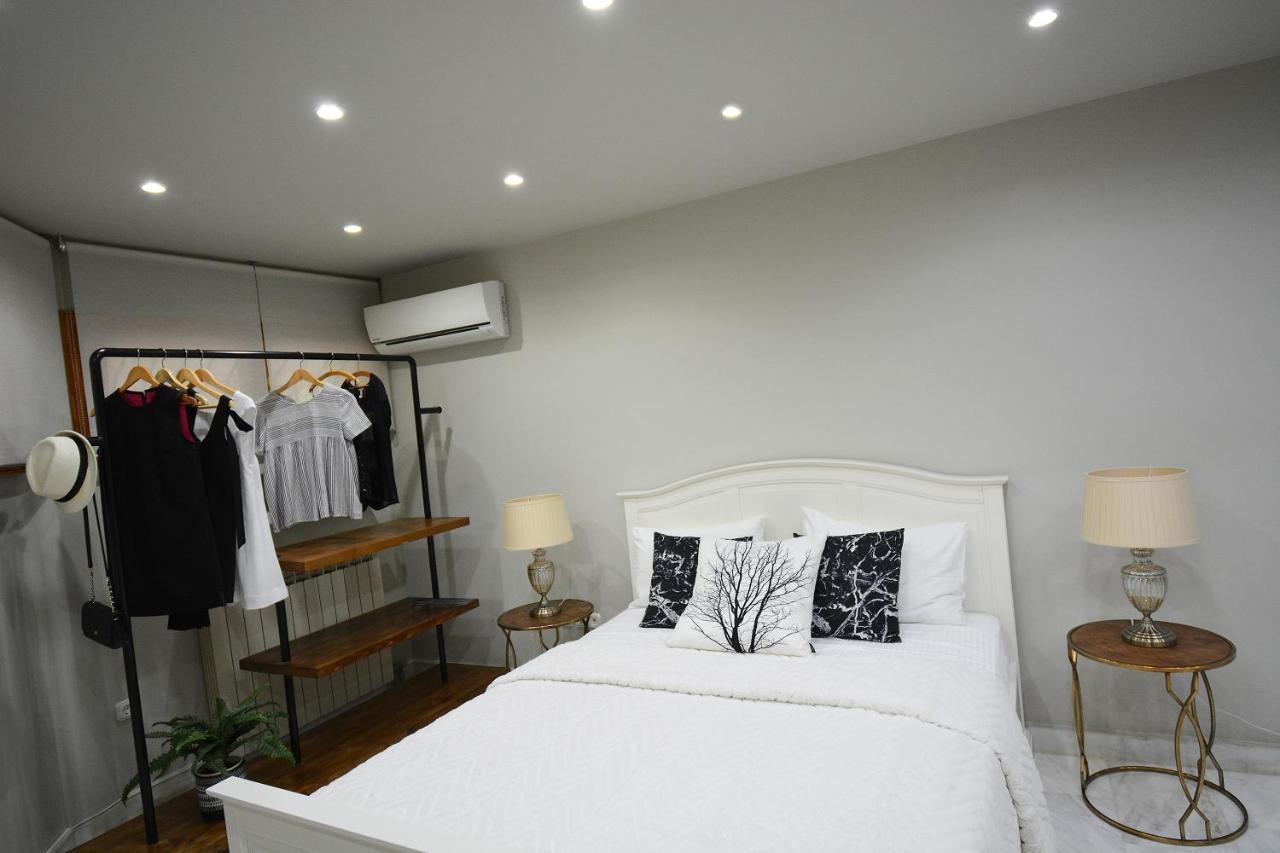 Ferienwohnung Jootiq Loft Vouliagméni Exterior foto